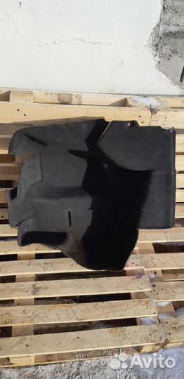 Mercedes w210 обшивка багажника слева седан