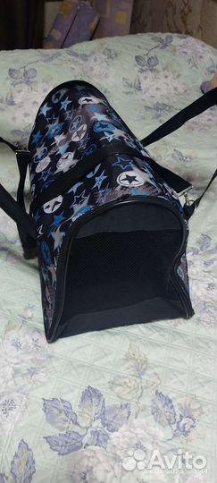 Переноска для кошек и собак