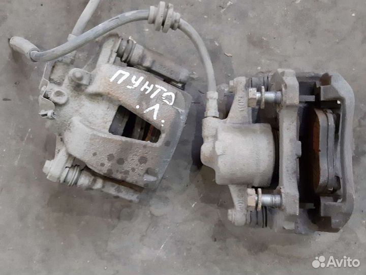 Суппорт передний Fiat Grand Punto 3