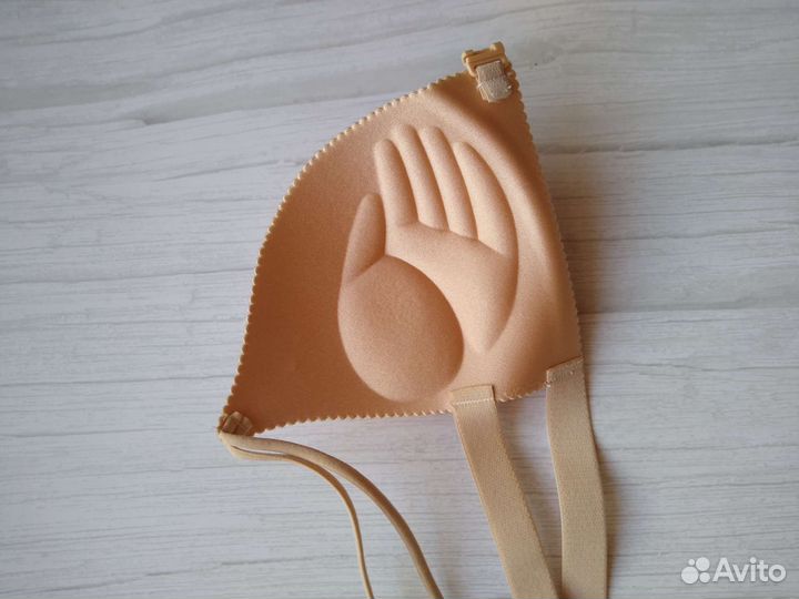 Бюстгальтер 65А с застёжкой спереди