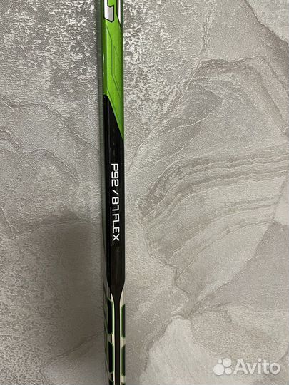 Клюшка хоккейная