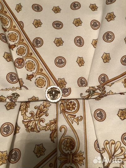 Versace костюмчик