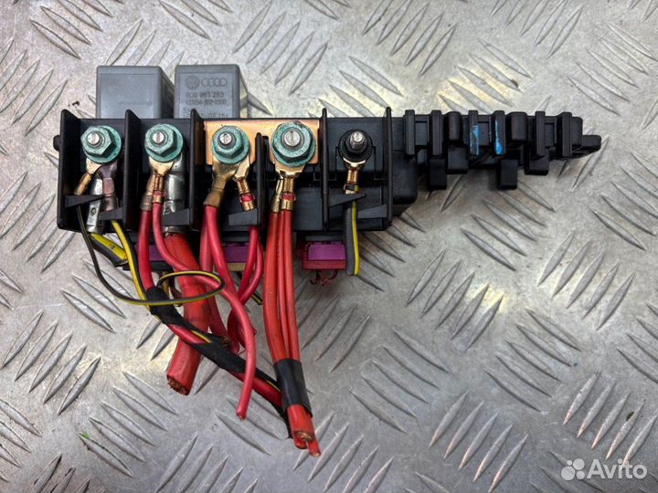 Блок реле 8L0941822A Audi A4 B5 1.9 Дизель