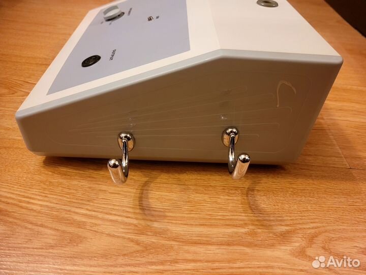 Аппарат дарсонвализации Gezatone Biolift 4 103