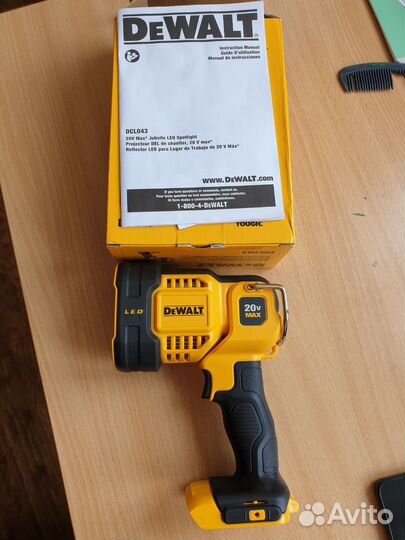 Фонарь Dewalt DCL043