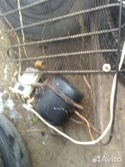 Компрессор холодильника