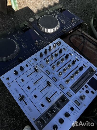 Диджейский пульт pioneer