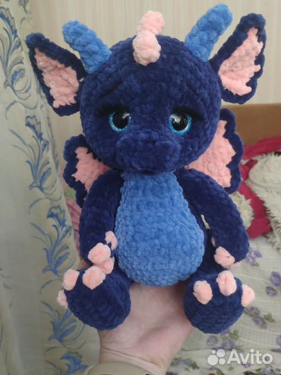 Дракоша вязаный