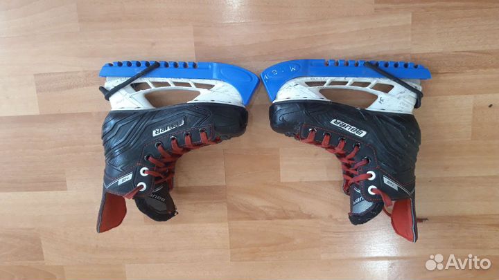Хоккейные коньки bauer