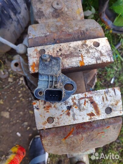 Датчик положения коленвала freelander 2