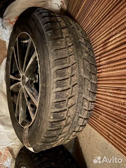 Колеса в сборе r16 зимние Kumho