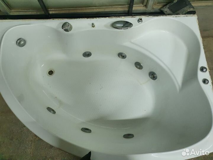 Гидромассажная ванна б/у