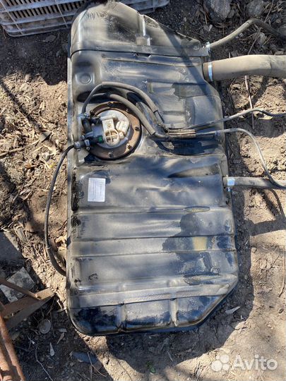 Бензобак приора,2110 1.6