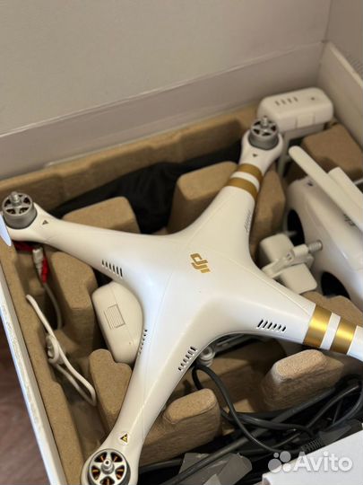 Новый Квадрокоптер DJI Phantom 3 Professional