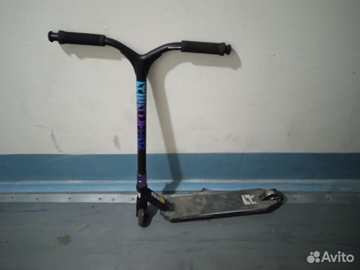 Трюковой самокат