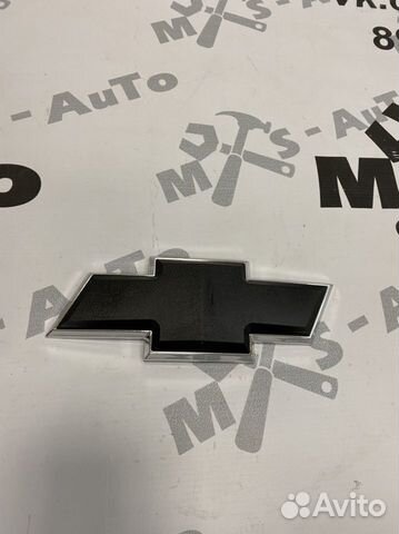 Эмблема решетки радиатора Нива Шевроле