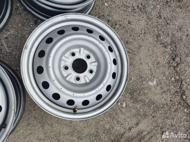 Renault Duster, Nissan, Toyota R16 5x114,3 4 диска