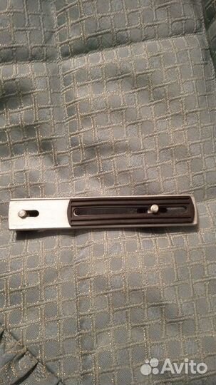 Крышки объектива и кронштейн