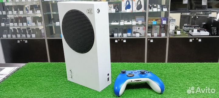 Игровая консоль xbox series S 512GB