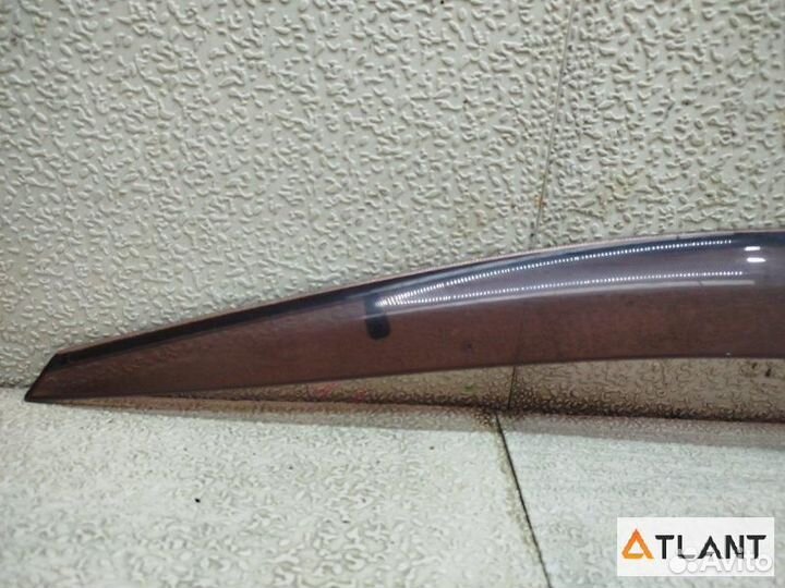 Ветровик передний левый subaru impreza