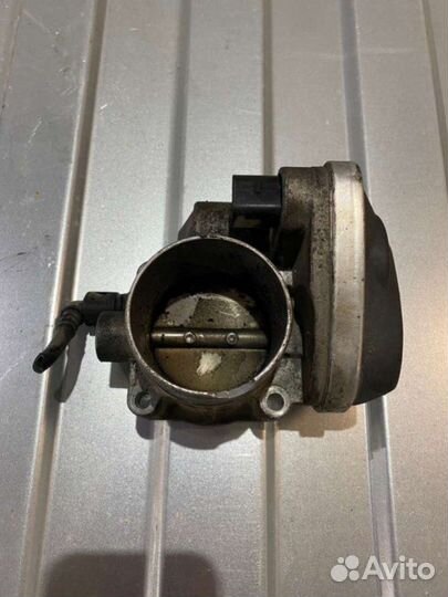 Дроссельная заслонка Renault Megane 2 1.6 2007