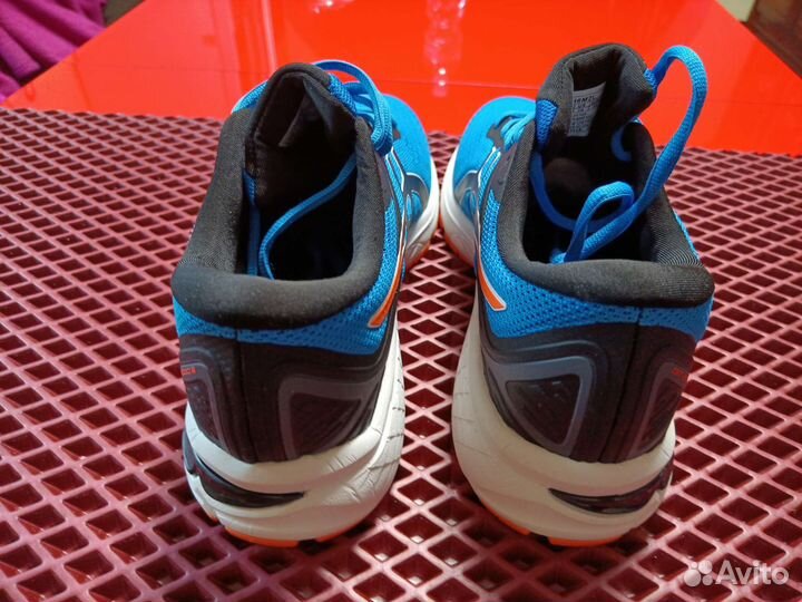 Кроссовки asics 44 размер