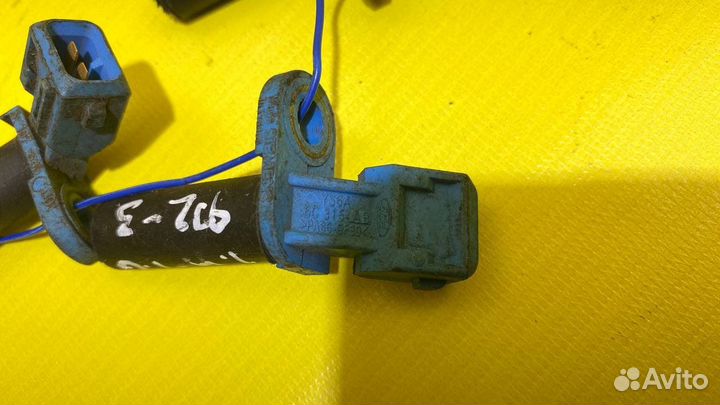 Датчик положения коленвала Ford Focus 2