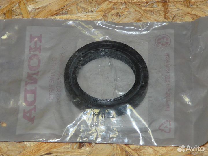 Сальник редуктора 42x58x12 Honda 91254-HR3-A21