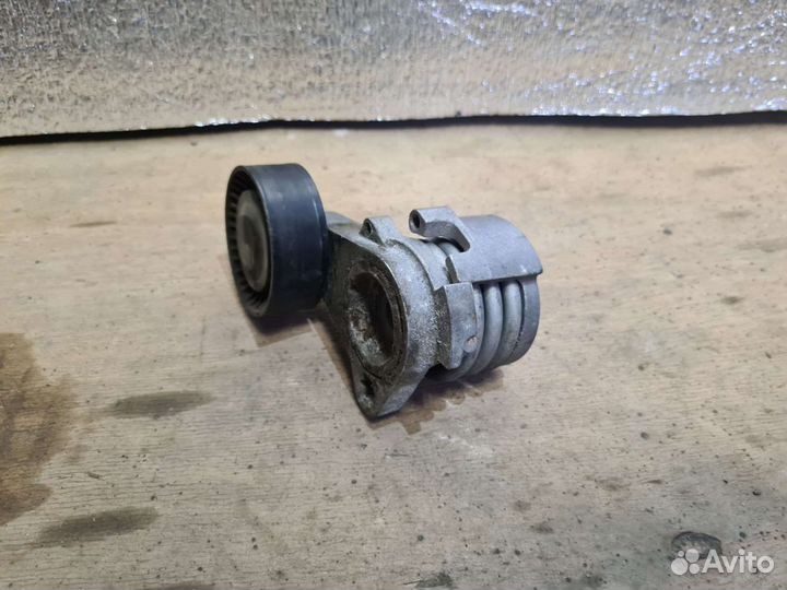 Натяжитель ремня BMW E60 E61 N53B30A