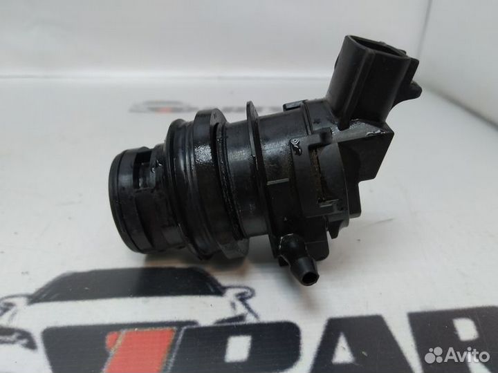 Насос бачка омывателя Mazda 3 BK