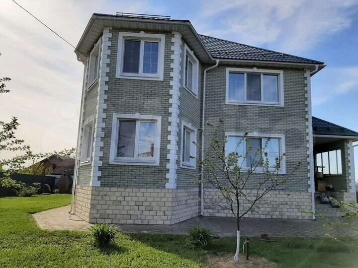 Дом 300 м² на участке 15 сот.