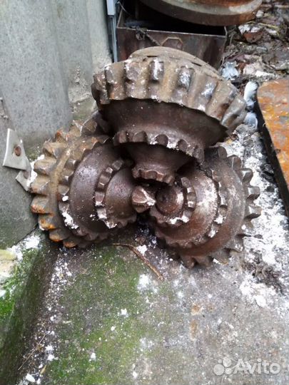 Бурение водяных скважин,проколы под дорогой,сваи