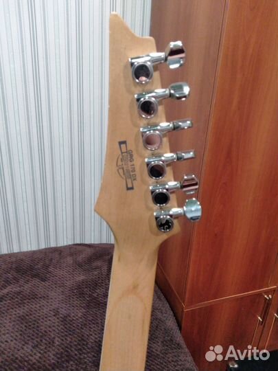 Электро гитара и комбик