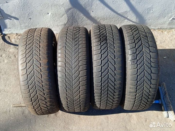 Колеса R15 Chrysler Voyager