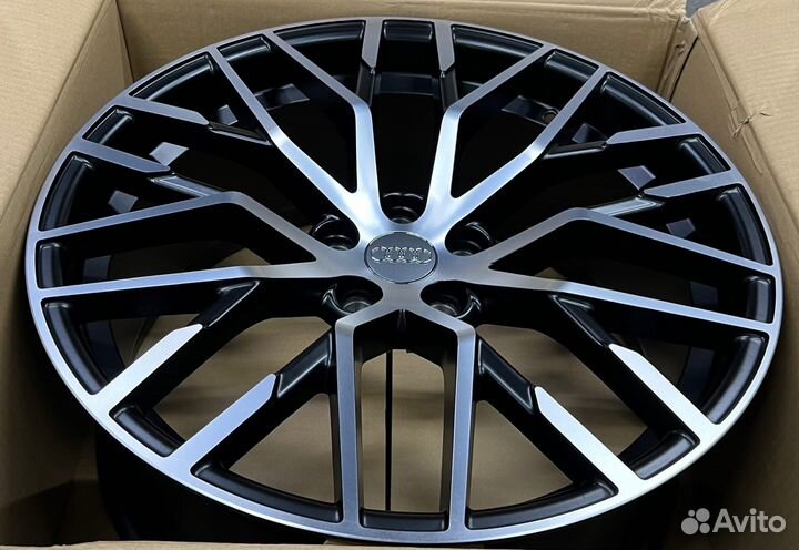 Диски на Audi Ауди Q7 4M R22