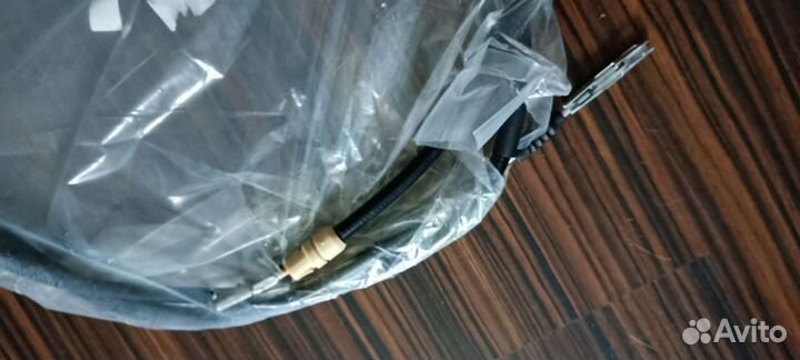 Трос ручника Ford explorer V правый