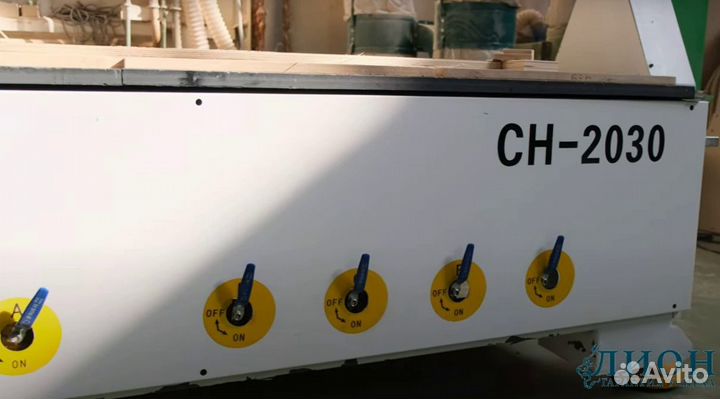 Фрезерно-гравировальный станок с чпу WoodTec CH-20