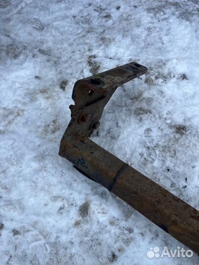 Фаркоп на Nissan qashqai