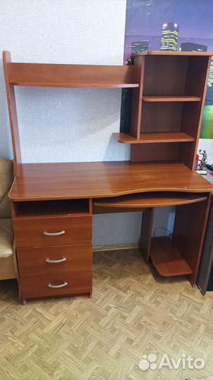 Компьютерный стол б/у