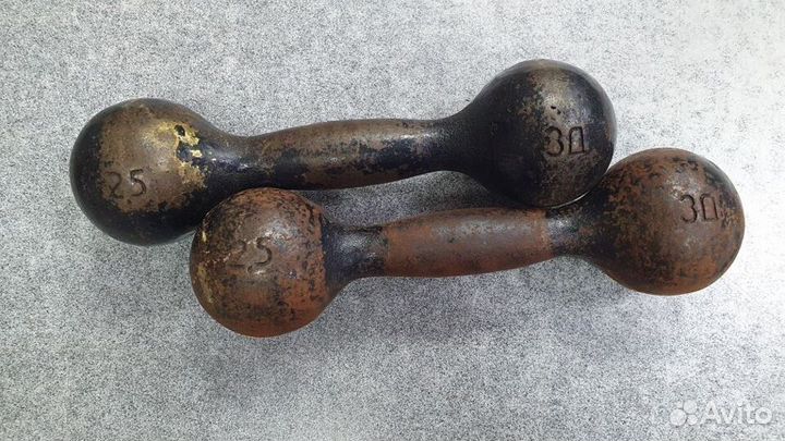 Гантели по 2.5 кг