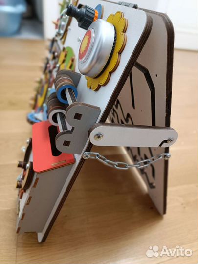 Бизиборд развивающая доска