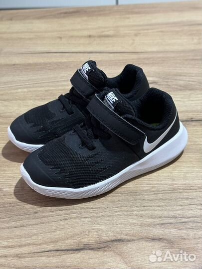 Детские кроссовки Nike 27р