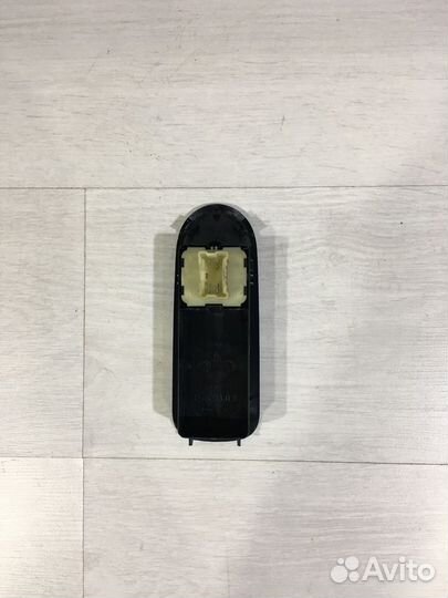 Блок управления стеклоподъёмниками LADA xray 1.6 м