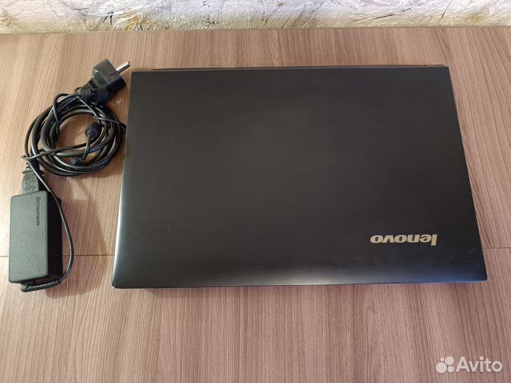 Ноутбук lenovo