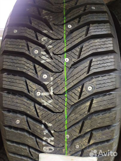 Marshal WinterCraft Ice WI31 215/55 R17
