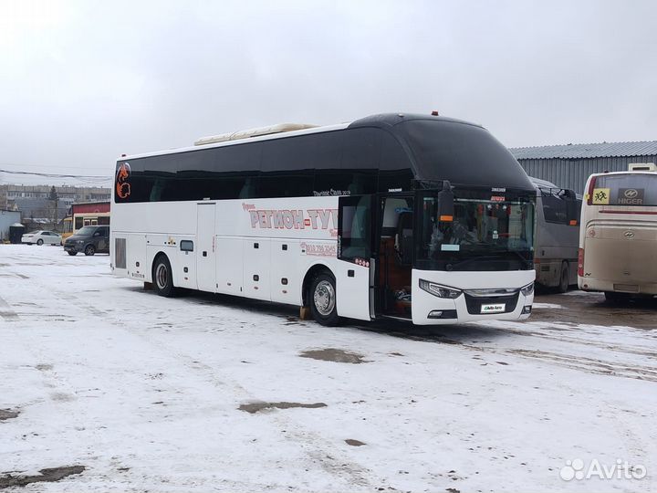 Междугородний / Пригородный автобус Zhong Tong LCK6127H, 2019