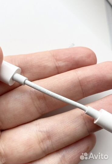Переходник Apple Lightning to 3,5mm