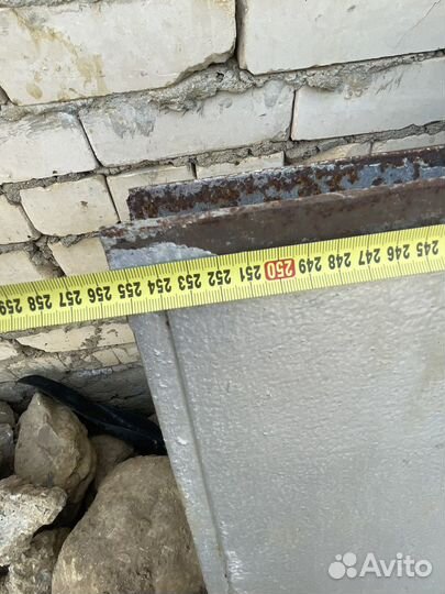 Металлическая дверь бу