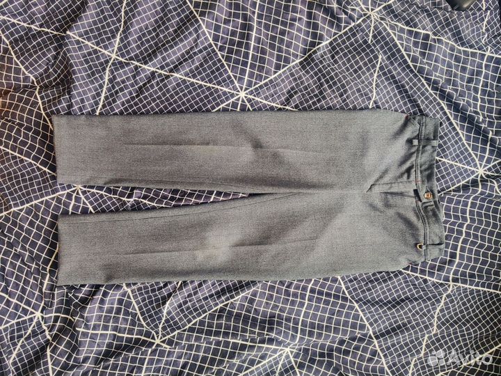 Брюки капри