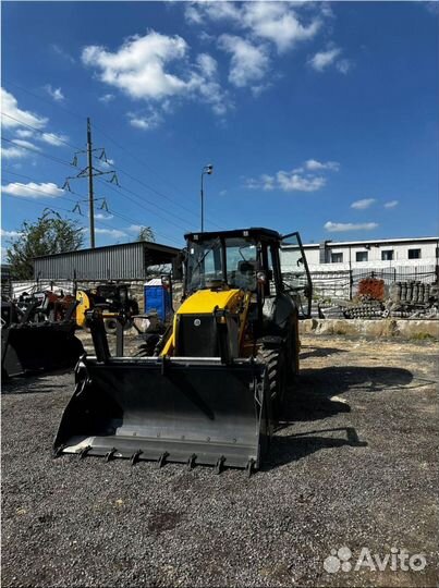 Экскаватор-погрузчик New Holland B80B, 2023